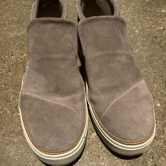 TOMS women’s 8.5 - Picture 3 of 4